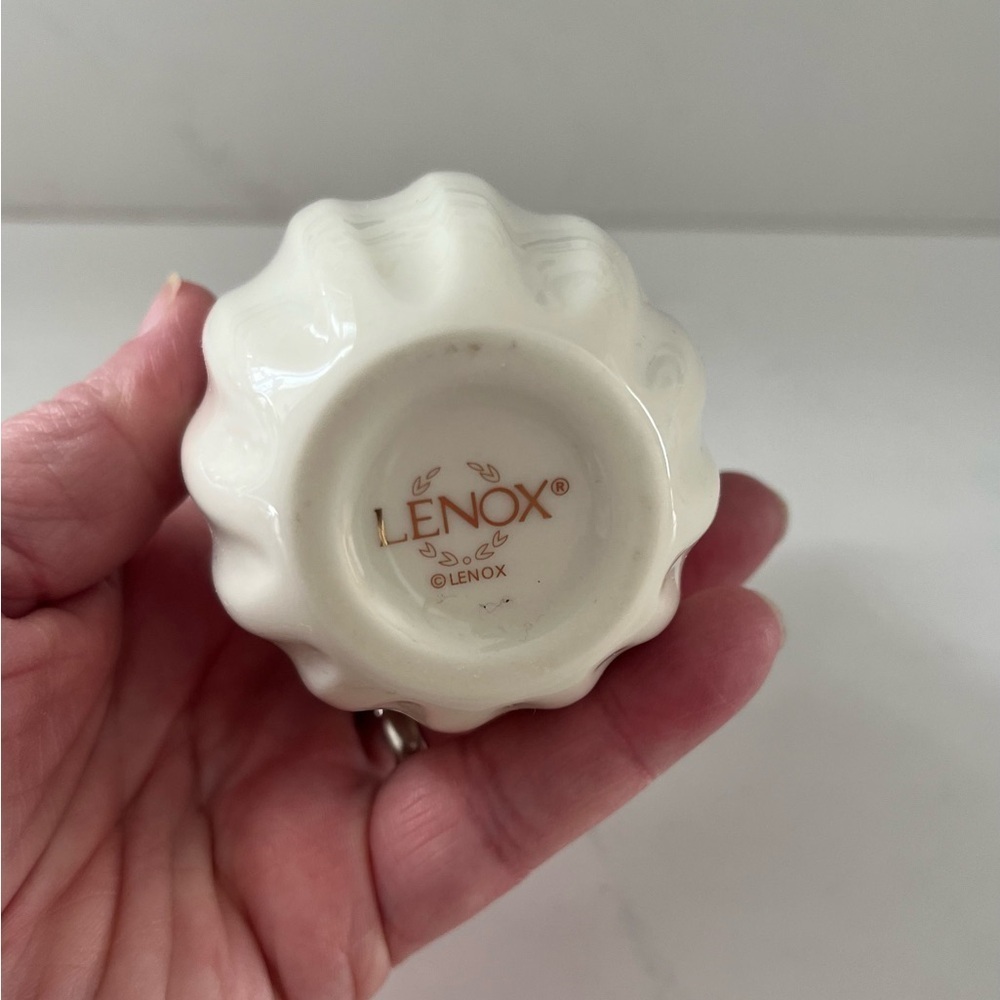 Lenox 5” Scalloped Bud Vase with Gold Rim - Picture 2 of 3